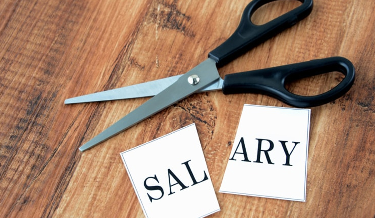 Imposing Penalties Salary Deduction for Employee in Qatar
